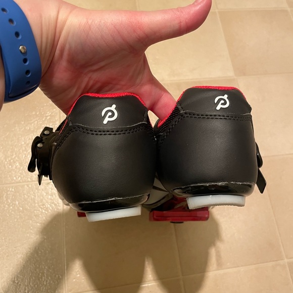 Peloton cleats size 39 - gently used - Picture 3 of 6